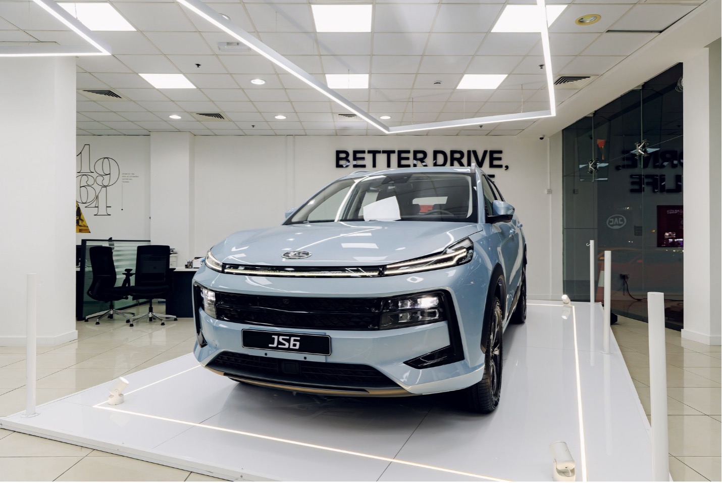 Презентація JS6 в ОАЕ відбулася в кінці 2023 року в Дубаї